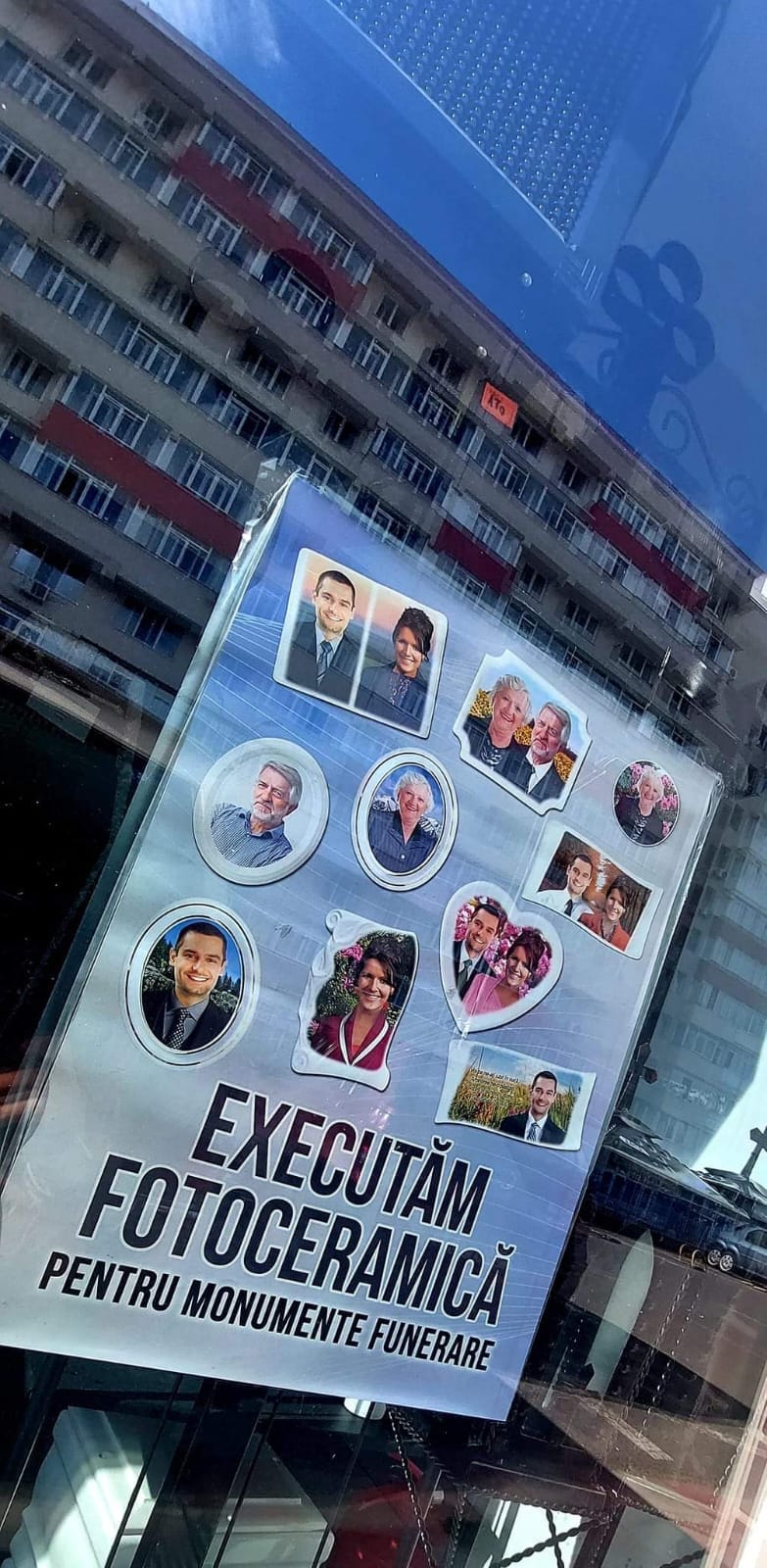 Funerare bucuresti, funerare Ilfov, funerare sector 4, 1, 2, 3, 4, 5, 5, pompe funebre, servicii funerare complete, funerare talon pensie, sicriu, sicriu complet echipat, îmbălsămare. Servicii funerare profesionale în sectoarele 1, 2 , 3 , 4 , 5 , 6. Oferim consultanță și asistență în planificarea și organizarea serviciilor funerare și a înmormântării.